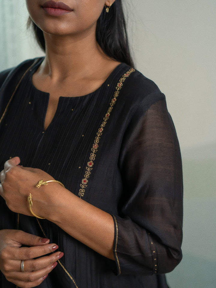 Pansy Kurta Set