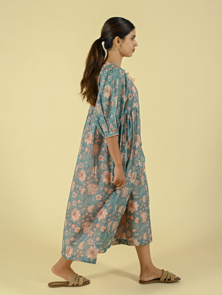 Tamara blue jaal dress