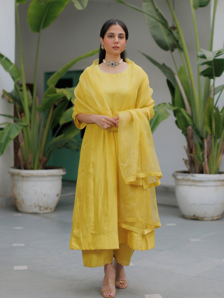 Saanvi Kurta Set